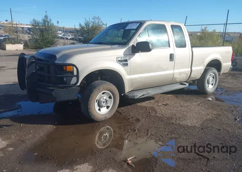 2008 Ford F-250 Xl z USA, uszkodzony, nr VIN 1FTSX21518EA56618